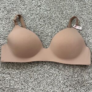 Victoria’s Secret Smooth Lightly Lined Wireless Bra (T-Shirt)